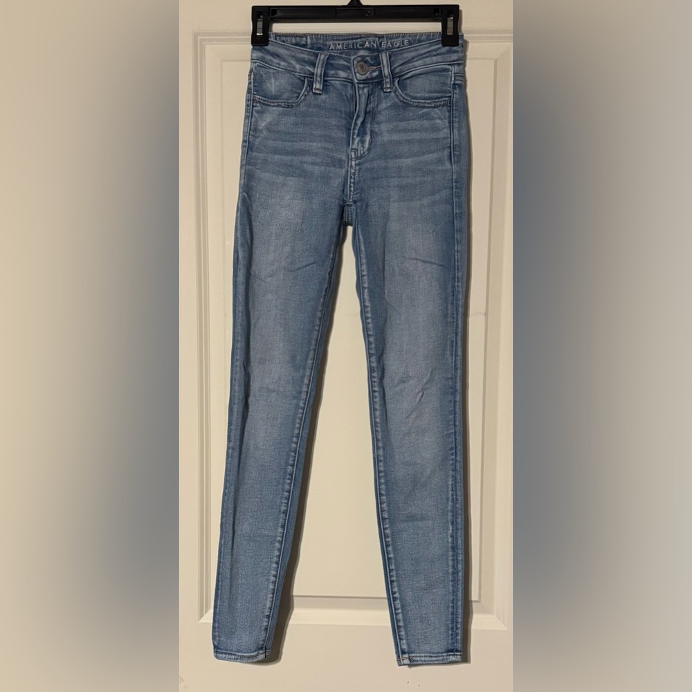 American Eagle Outfitters Light Blue Skinny Jeans